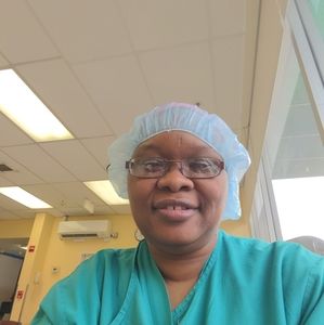 Meet your Posher, Felisha